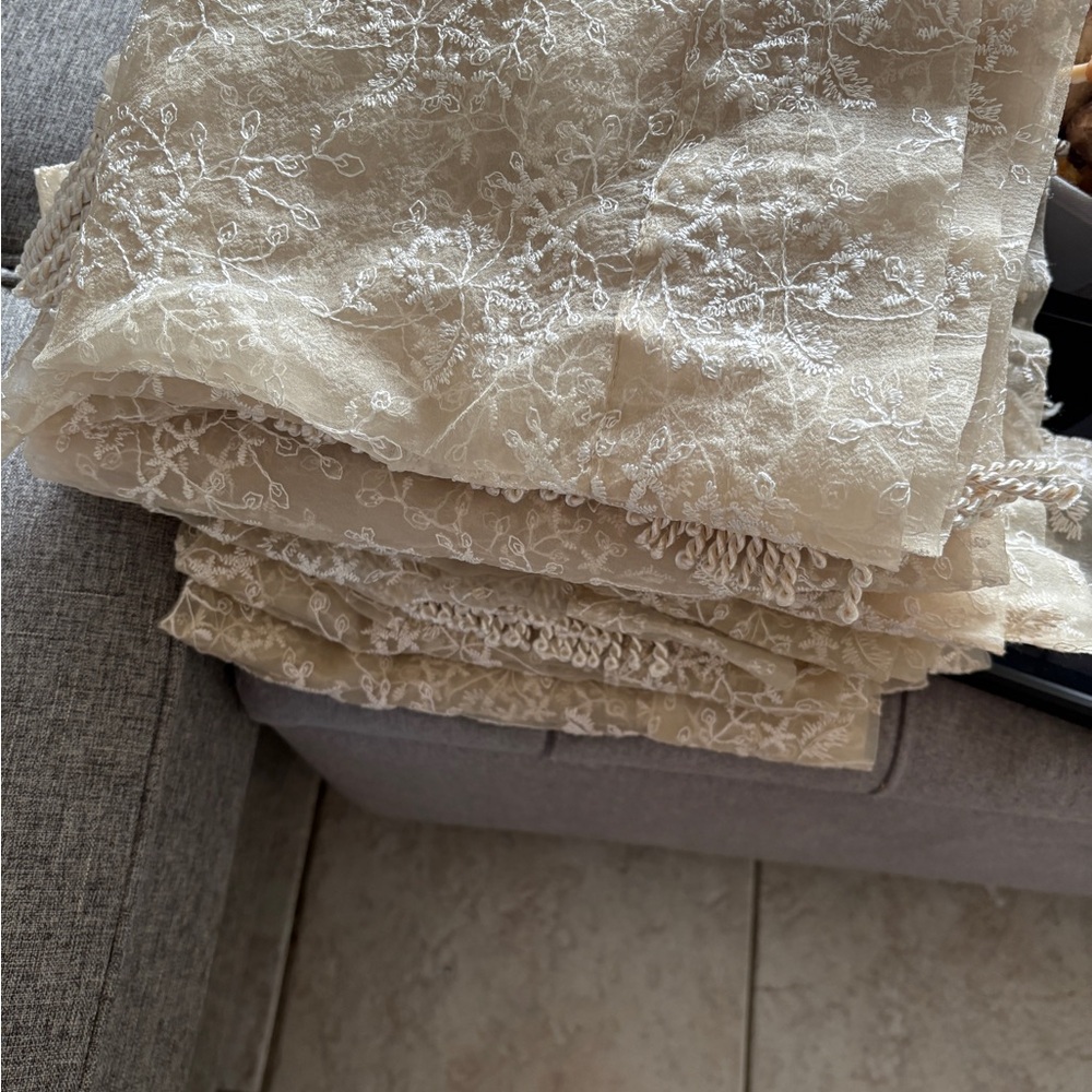 Home Collection Cream Lace Curtains
